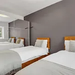 Enquies London Stadium Guesthouse